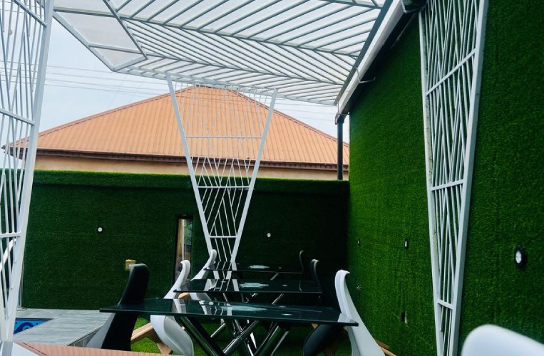 pool cropped (2)