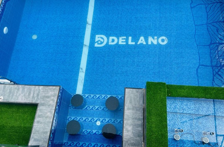 pool cropped (7)